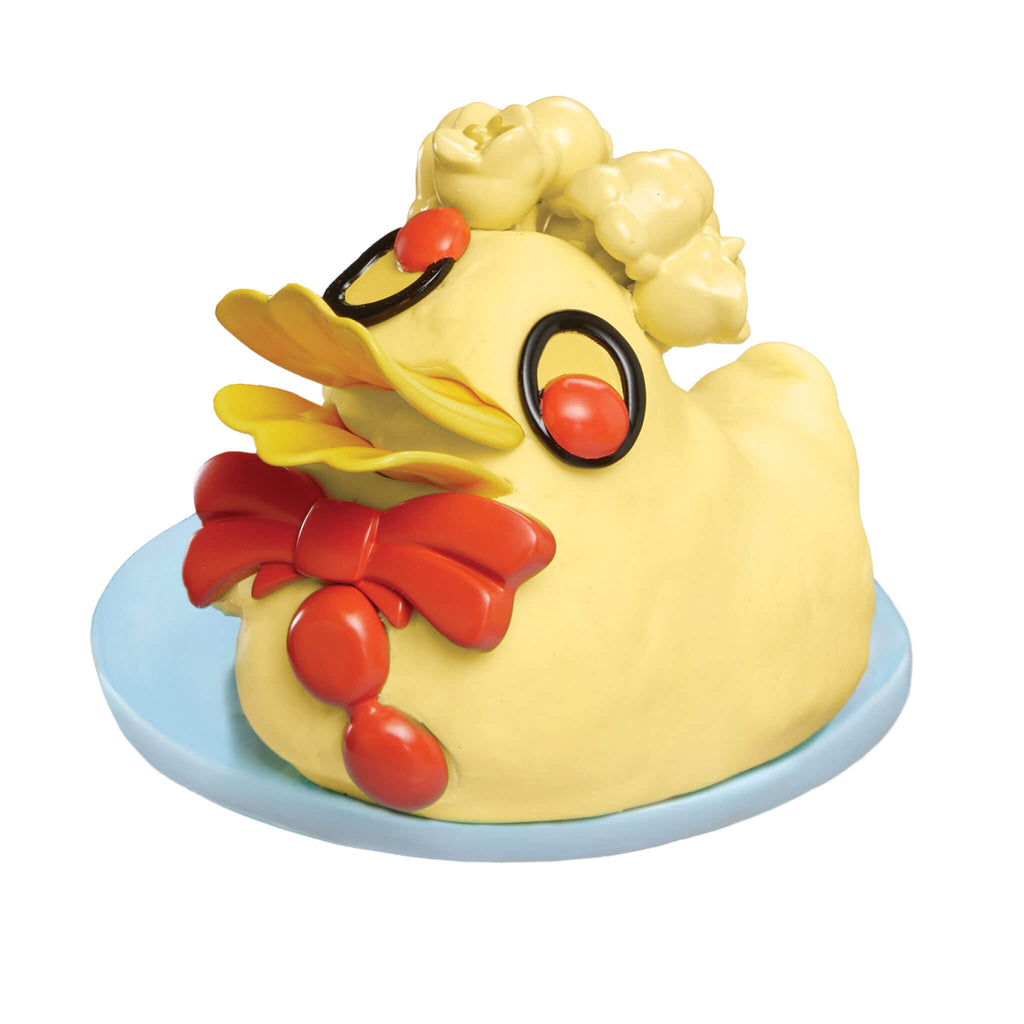 Yellow duck pretend cake